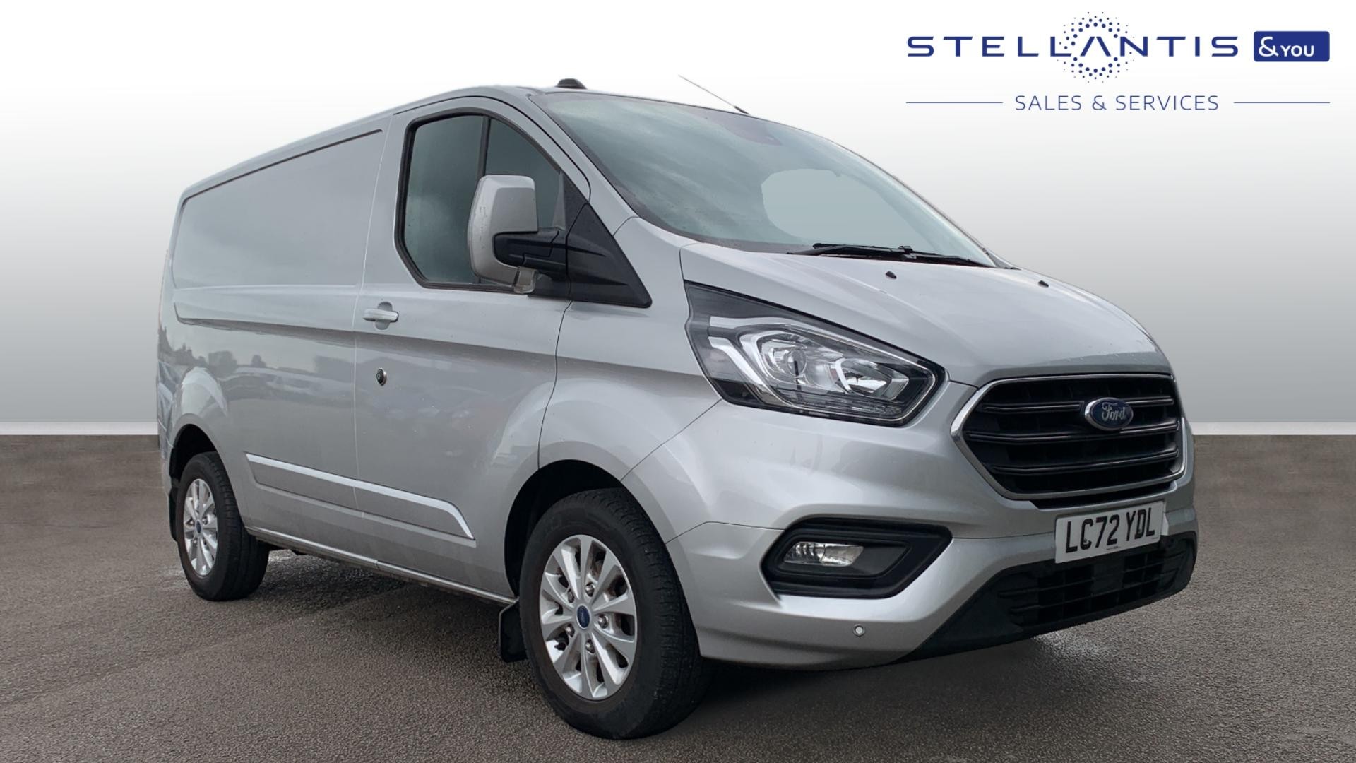 Main listing image - Ford Transit Custom