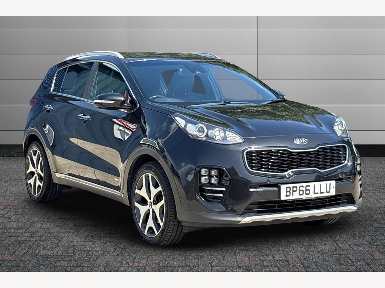 Main listing image - Kia Sportage