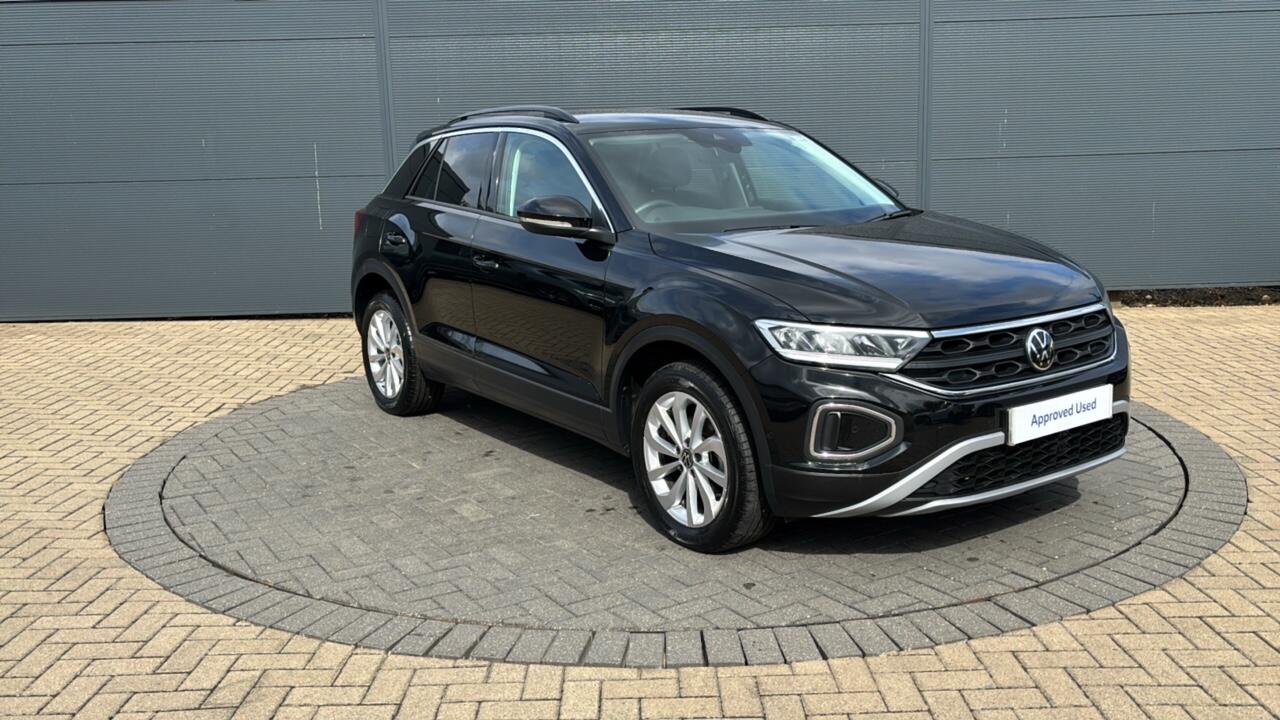 Main listing image - Volkswagen T-Roc