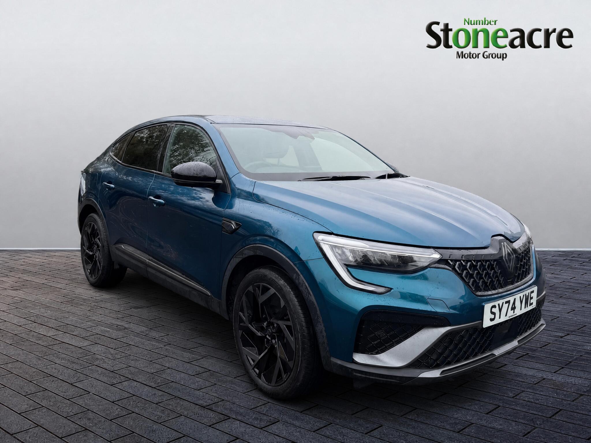 Main listing image - Renault Arkana