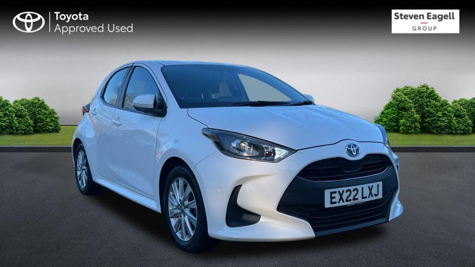 Main listing image - Toyota Yaris