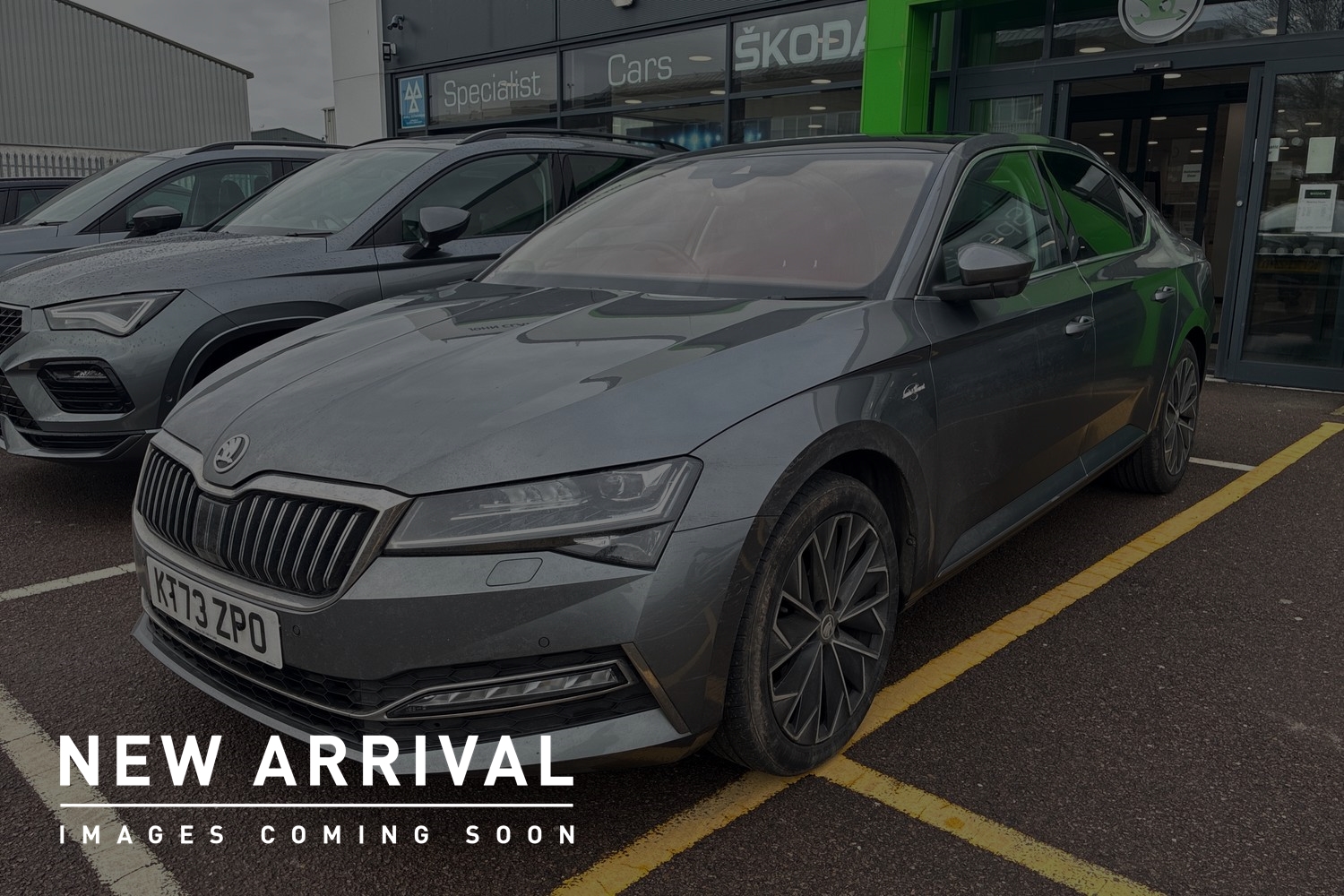 Main listing image - Skoda Superb