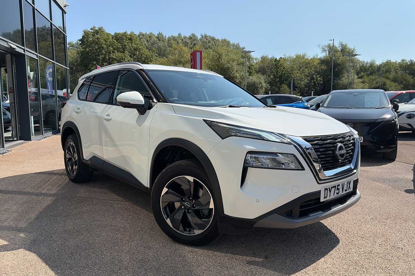 Main listing image - Nissan X-Trail
