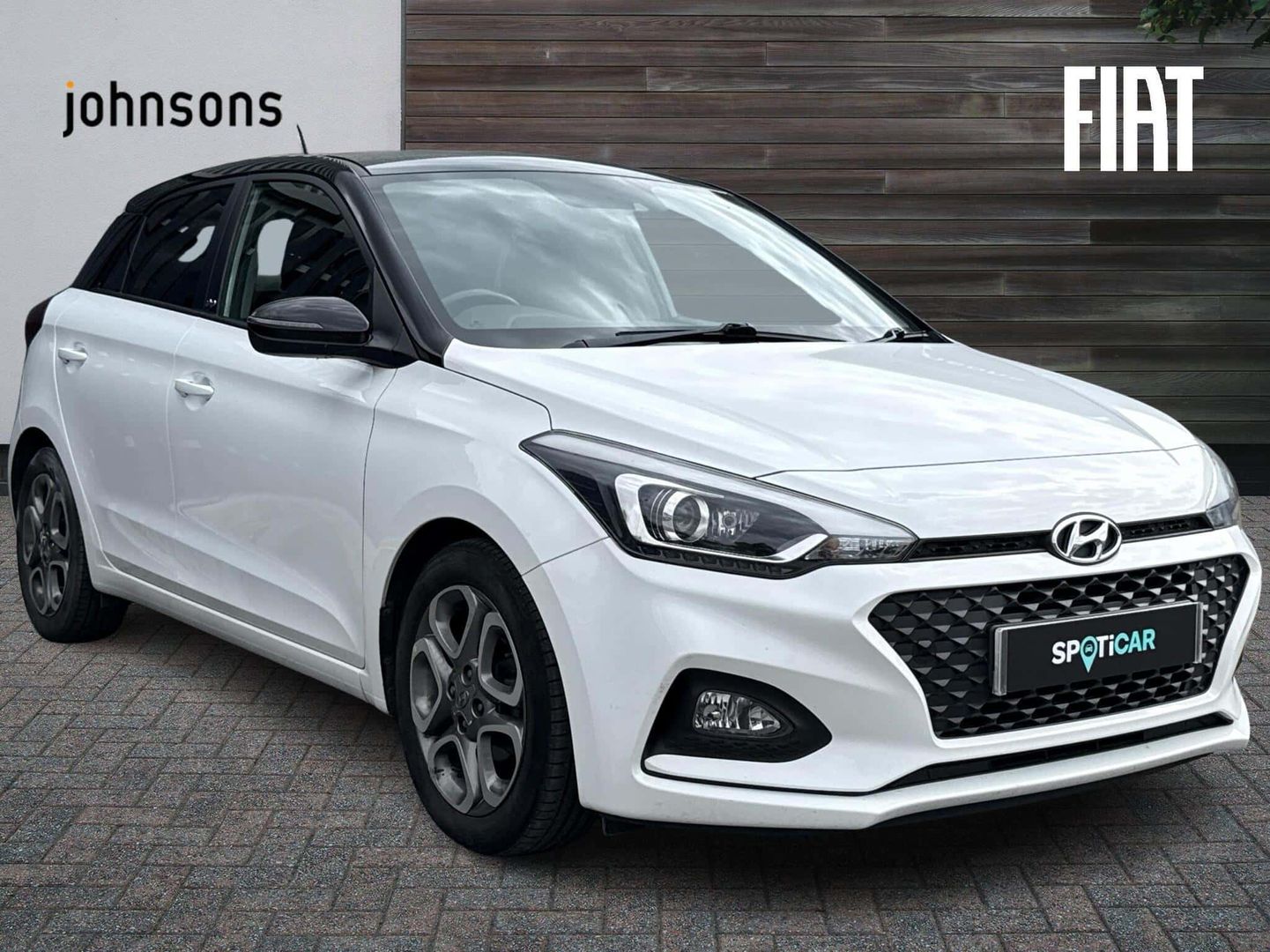 Main listing image - Hyundai i20