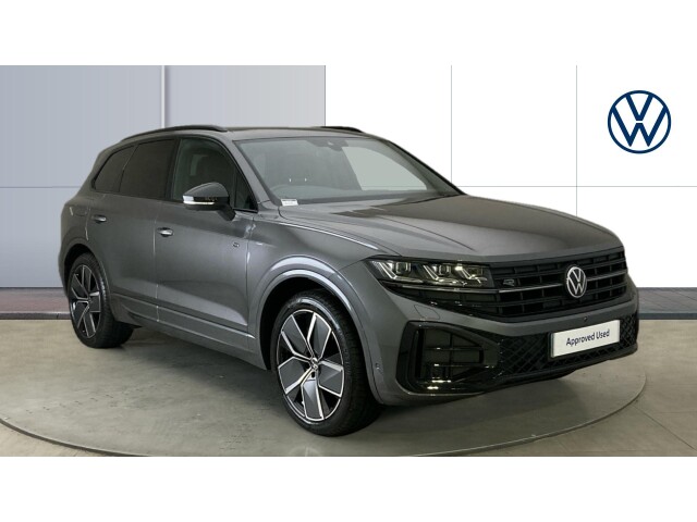 Main listing image - Volkswagen Touareg