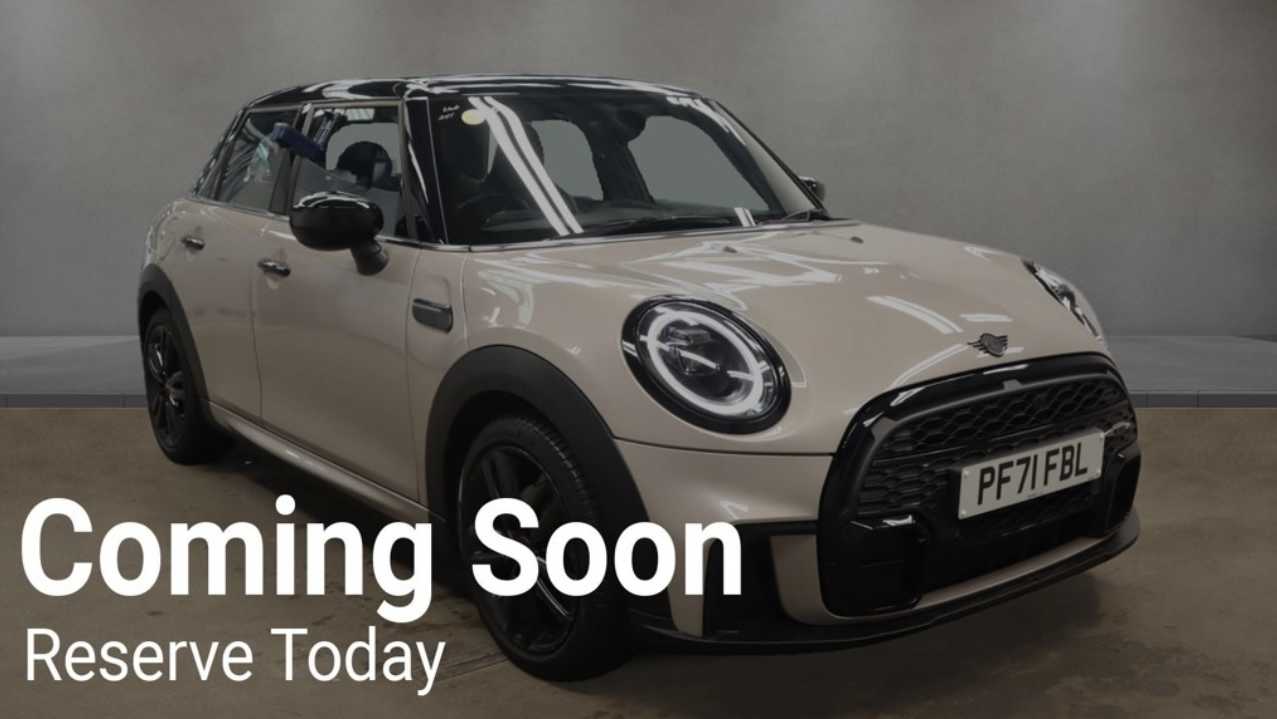 Main listing image - MINI Hatchback 5dr