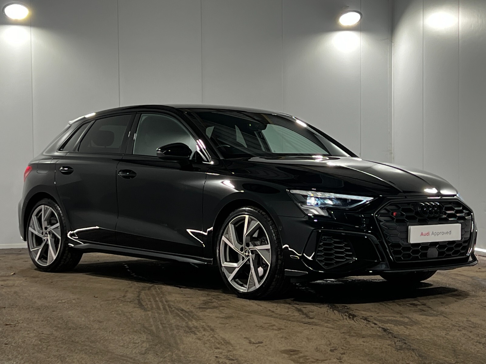 Main listing image - Audi S3