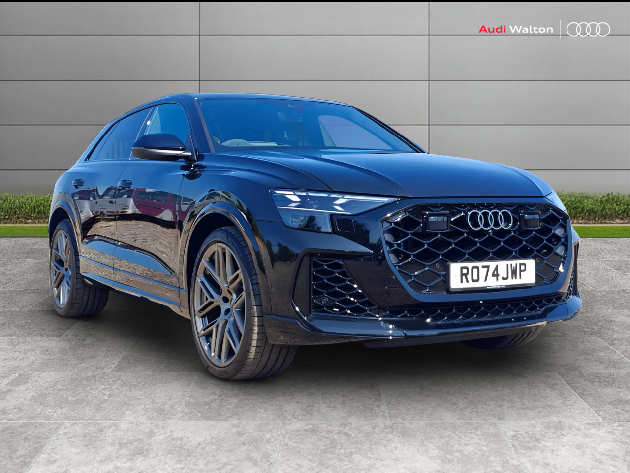 Main listing image - Audi RS Q8