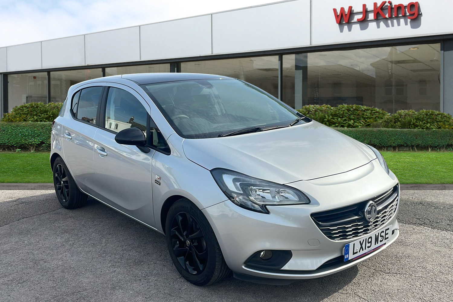Main listing image - Vauxhall Corsa