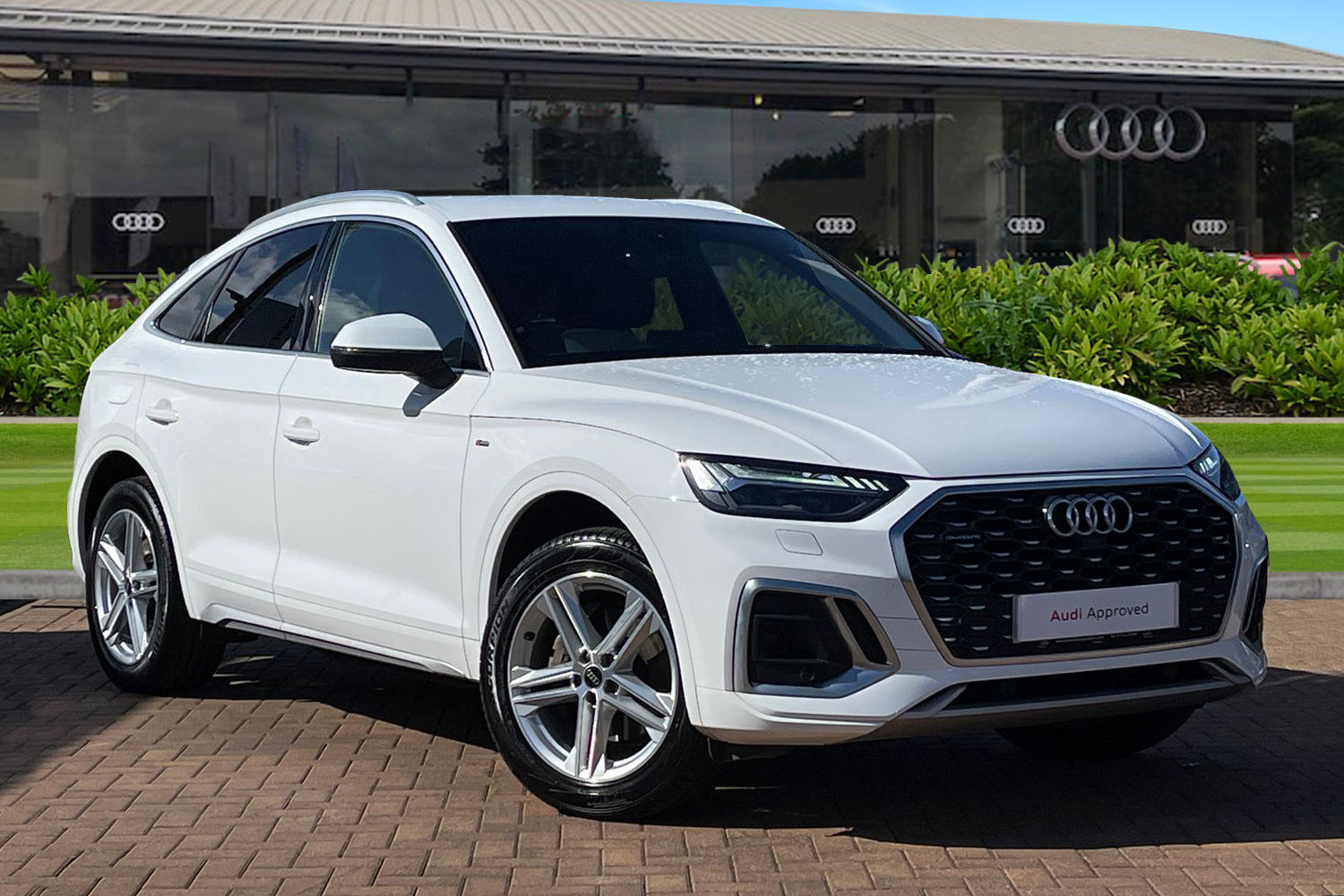 Main listing image - Audi Q5 Sportback