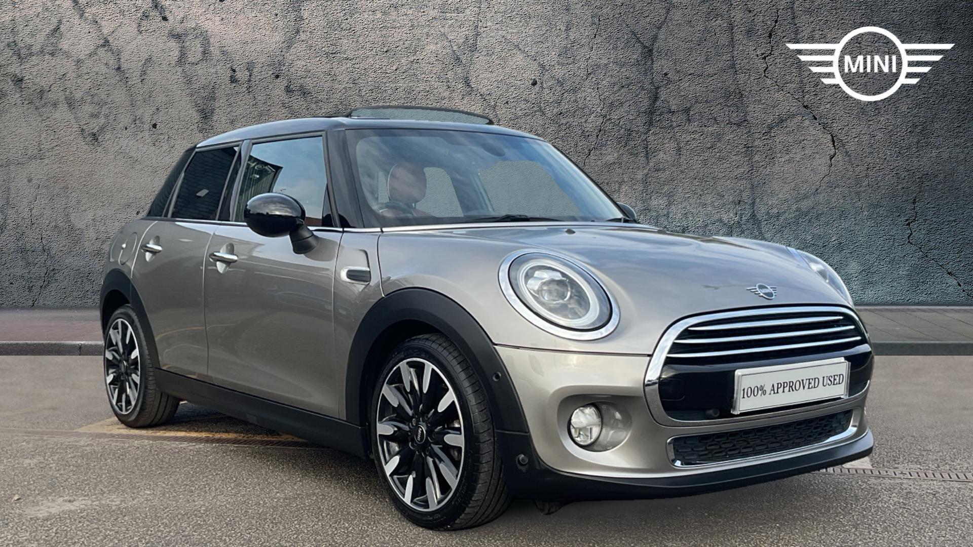 Main listing image - MINI Hatchback 5dr