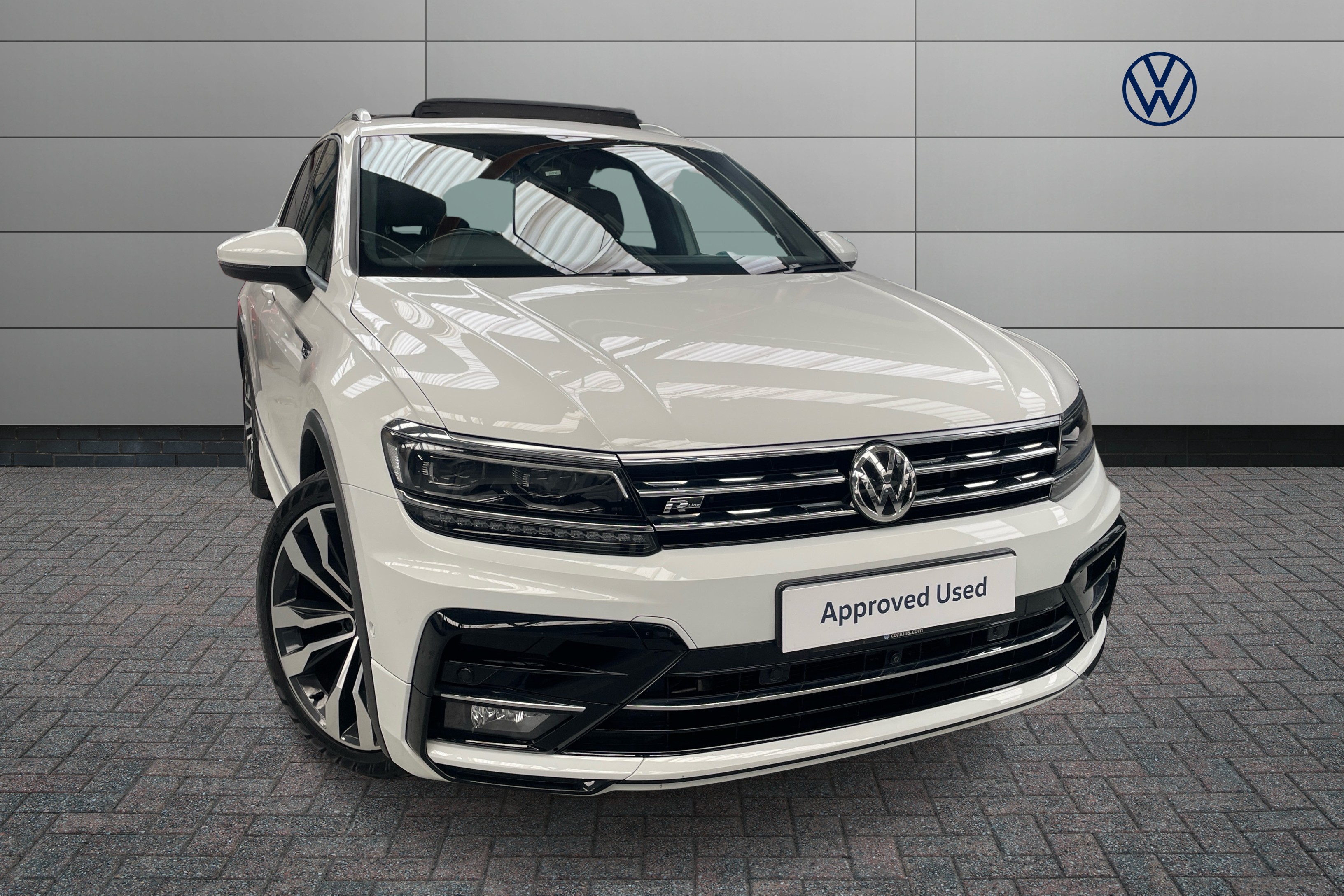 Main listing image - Volkswagen Tiguan