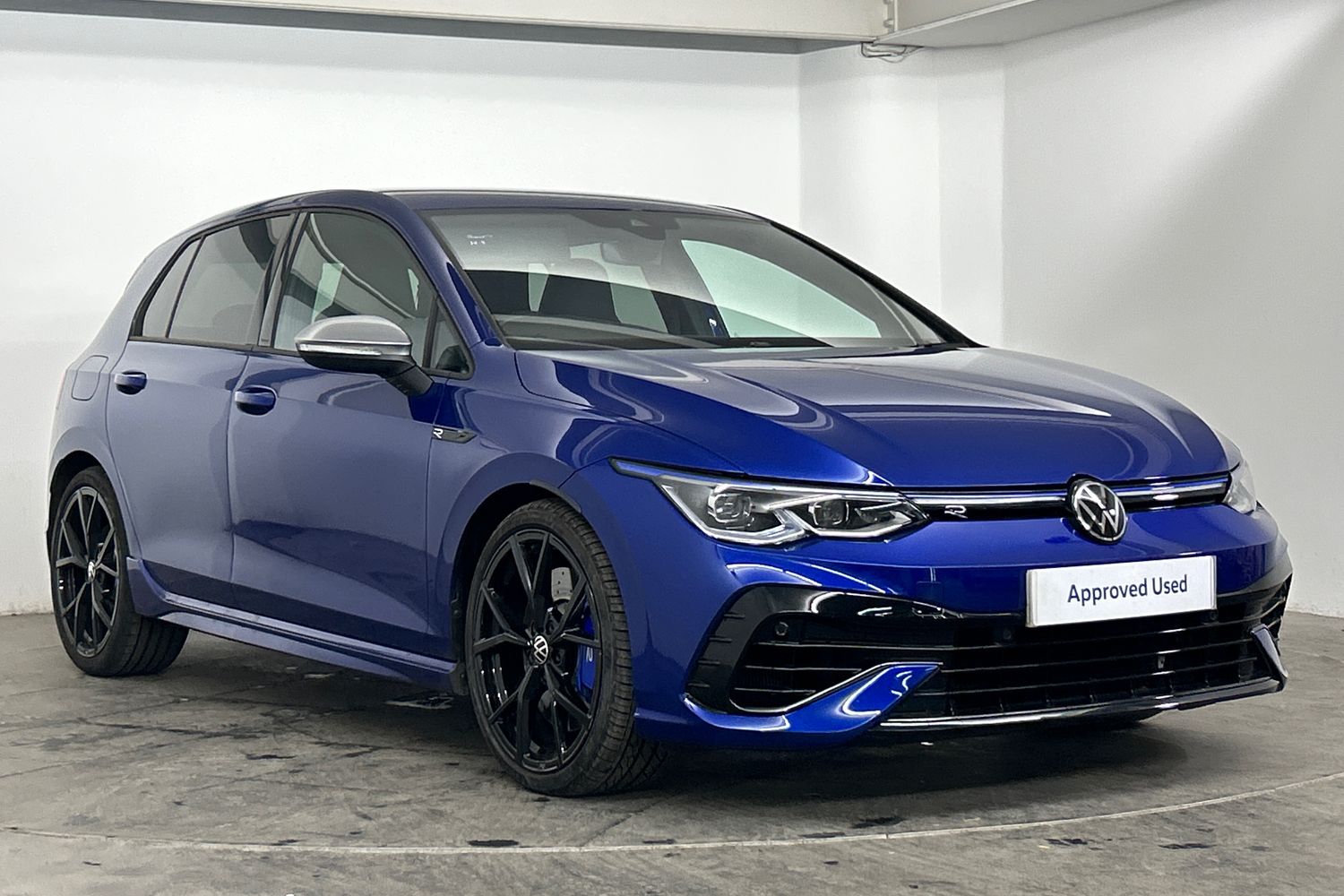 Main listing image - Volkswagen Golf R