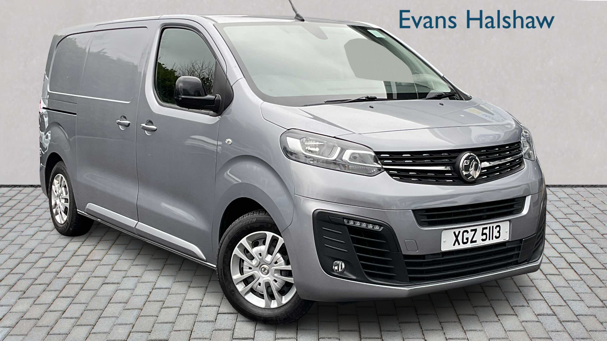 Main listing image - Vauxhall Vivaro