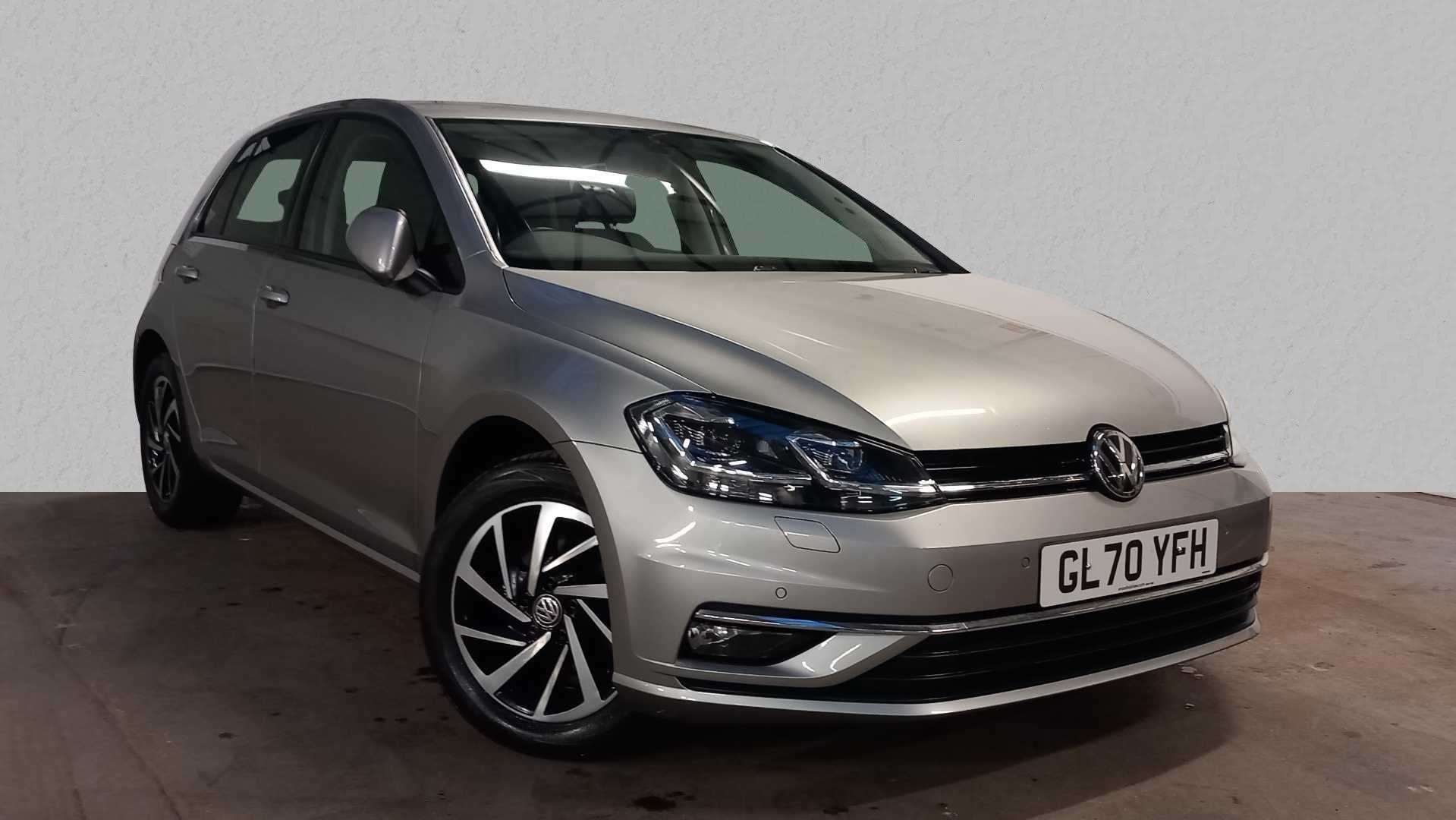 Main listing image - Volkswagen Golf