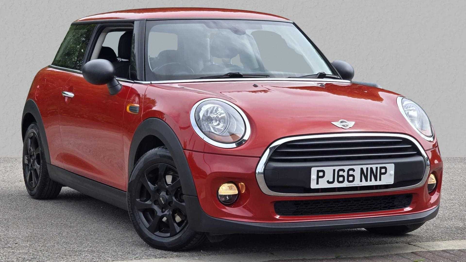 Main listing image - MINI Hatchback