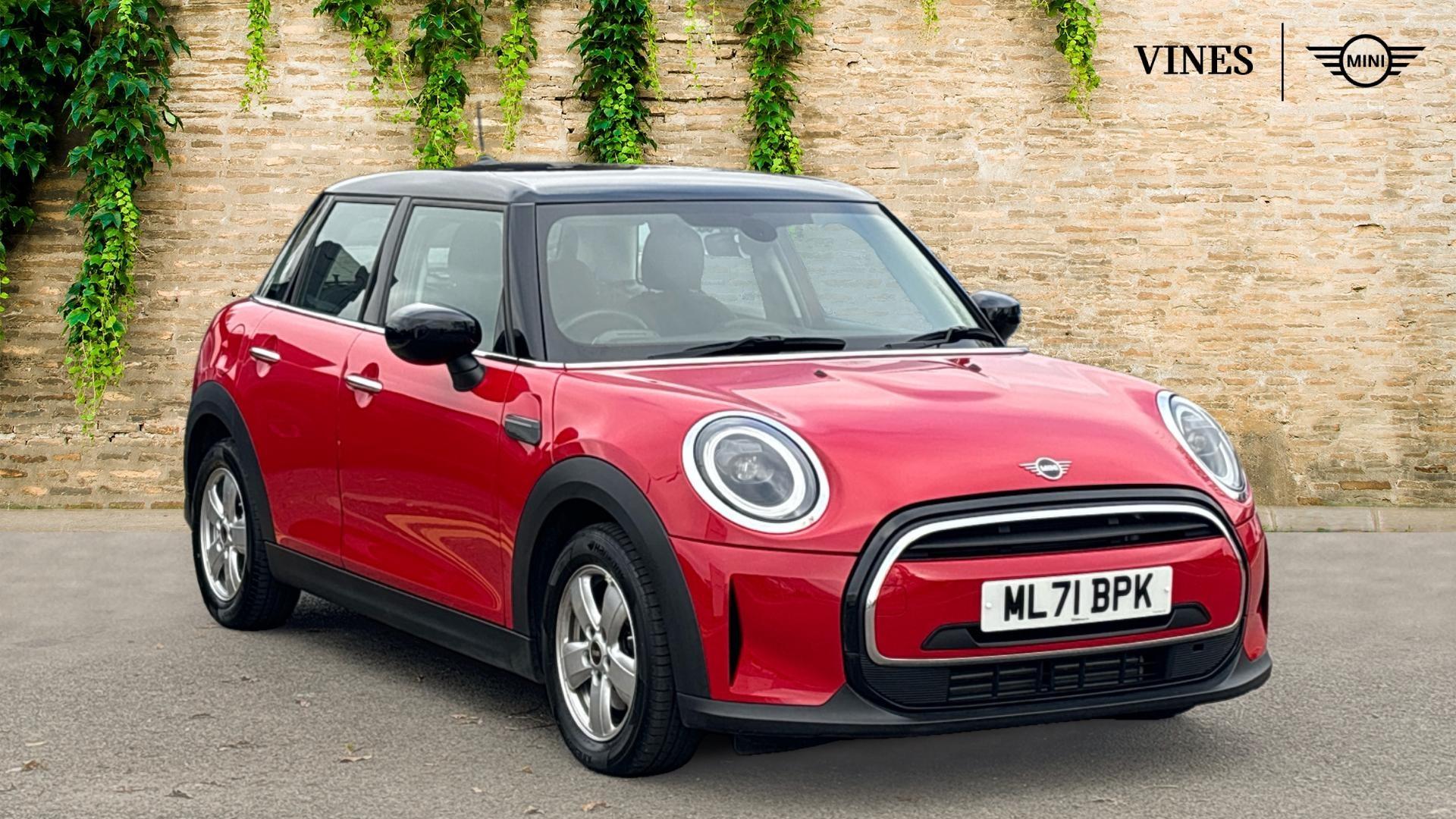 Main listing image - MINI Hatchback 5dr