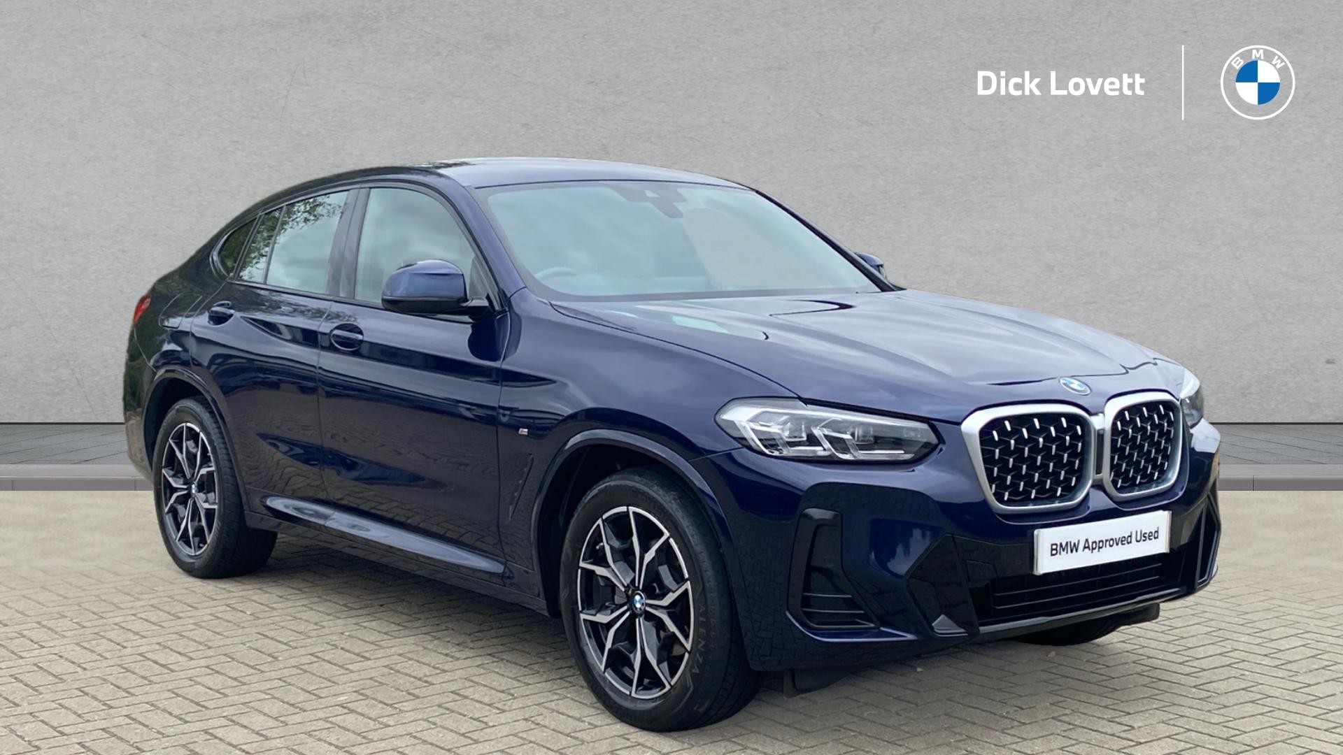 Main listing image - BMW X4