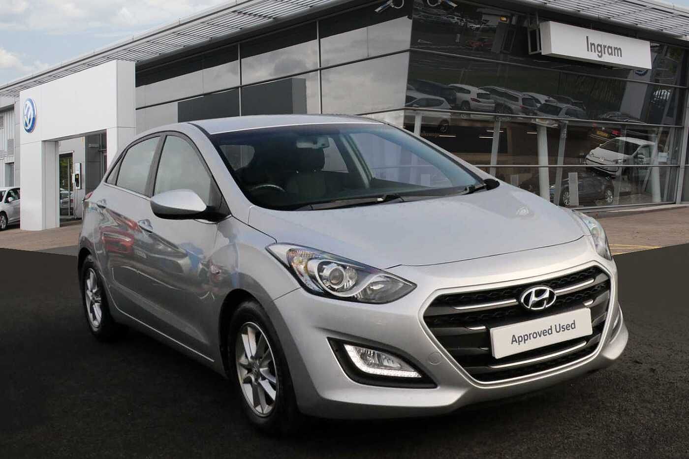 Main listing image - Hyundai i30