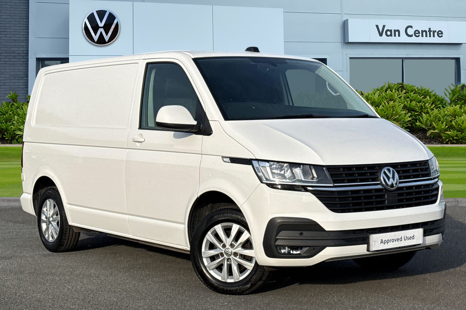 Main listing image - Volkswagen Transporter