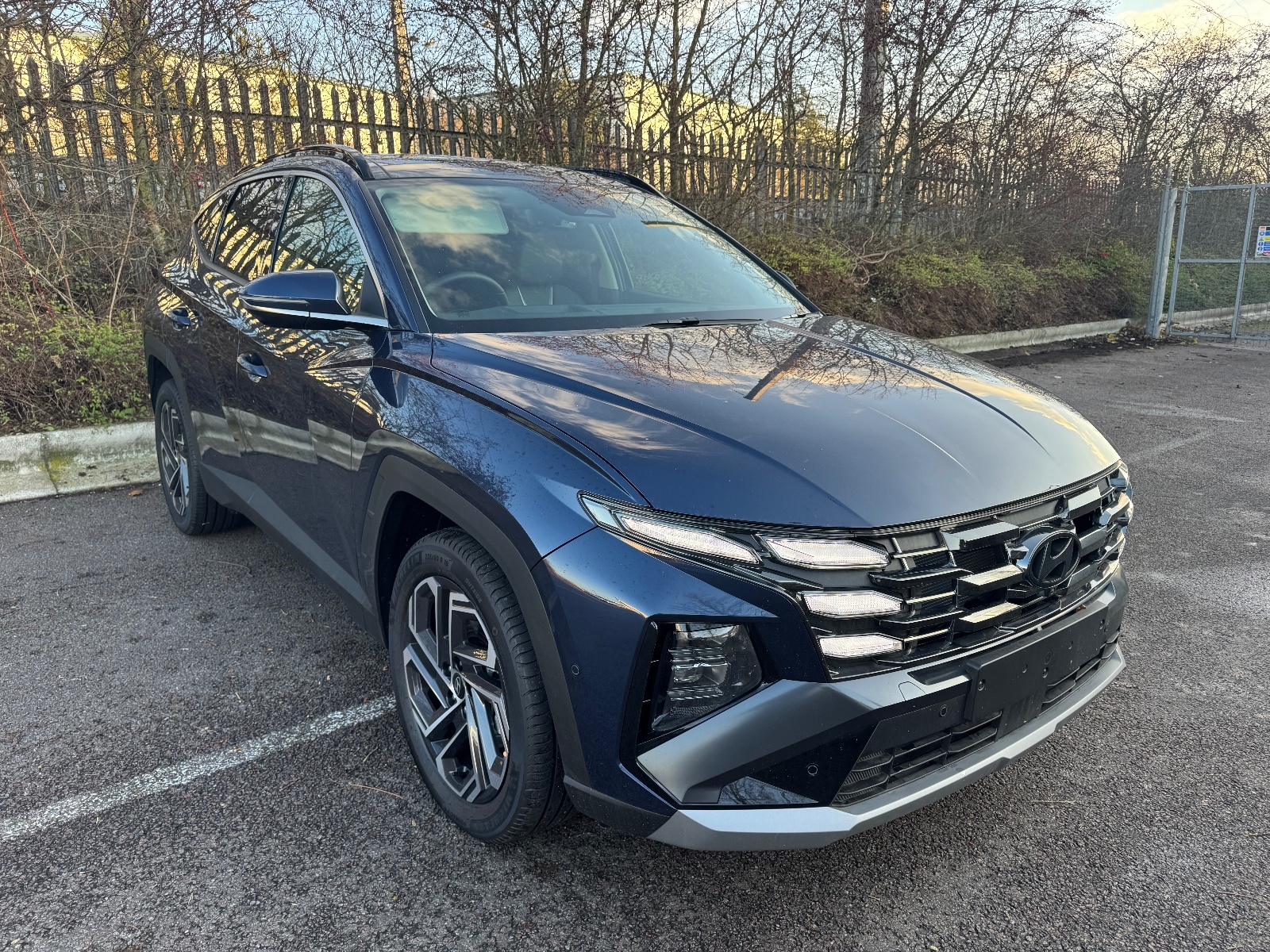 Main listing image - Hyundai Tucson