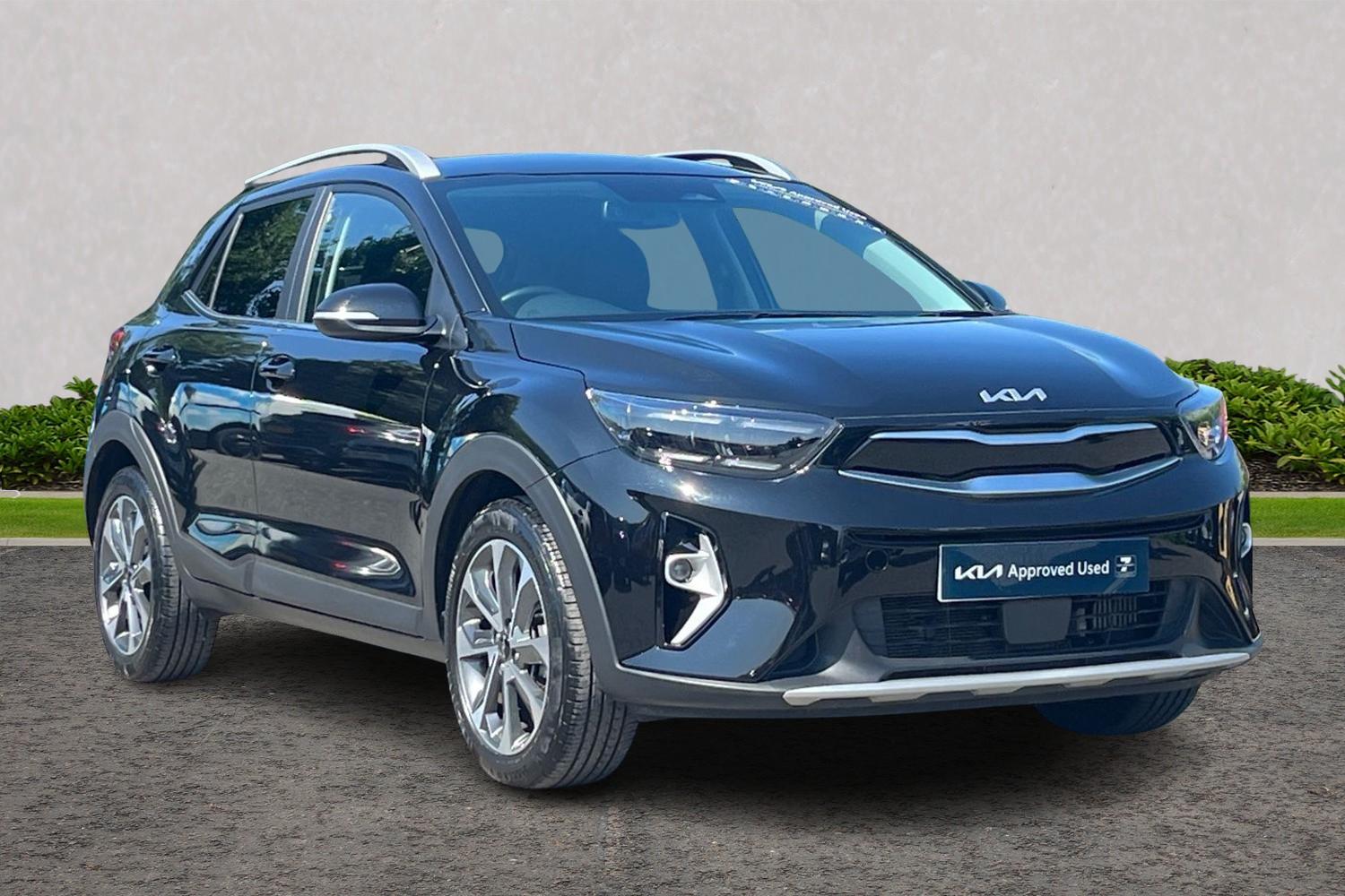 Main listing image - Kia Stonic