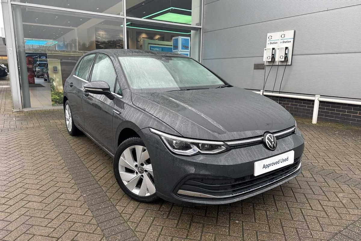 Main listing image - Volkswagen Golf