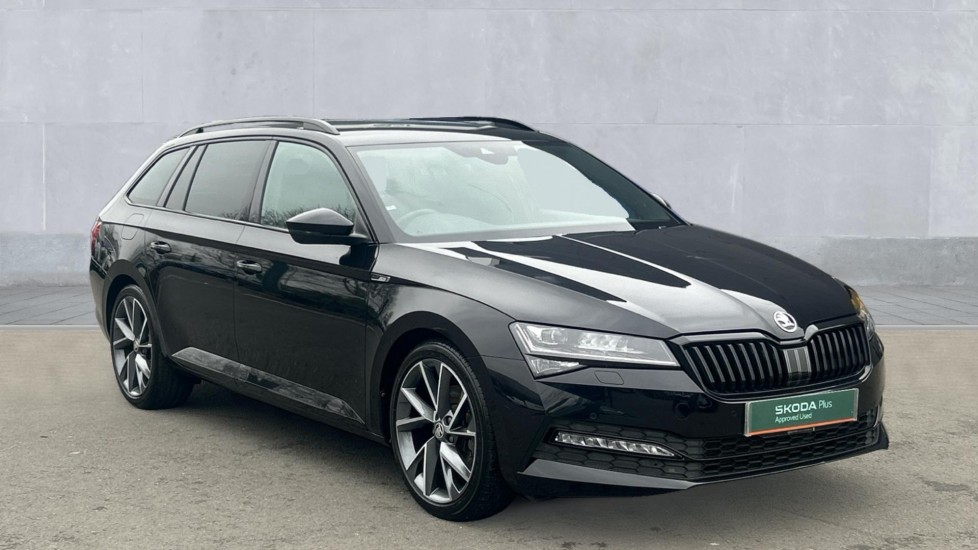 Main listing image - Skoda Superb Estate