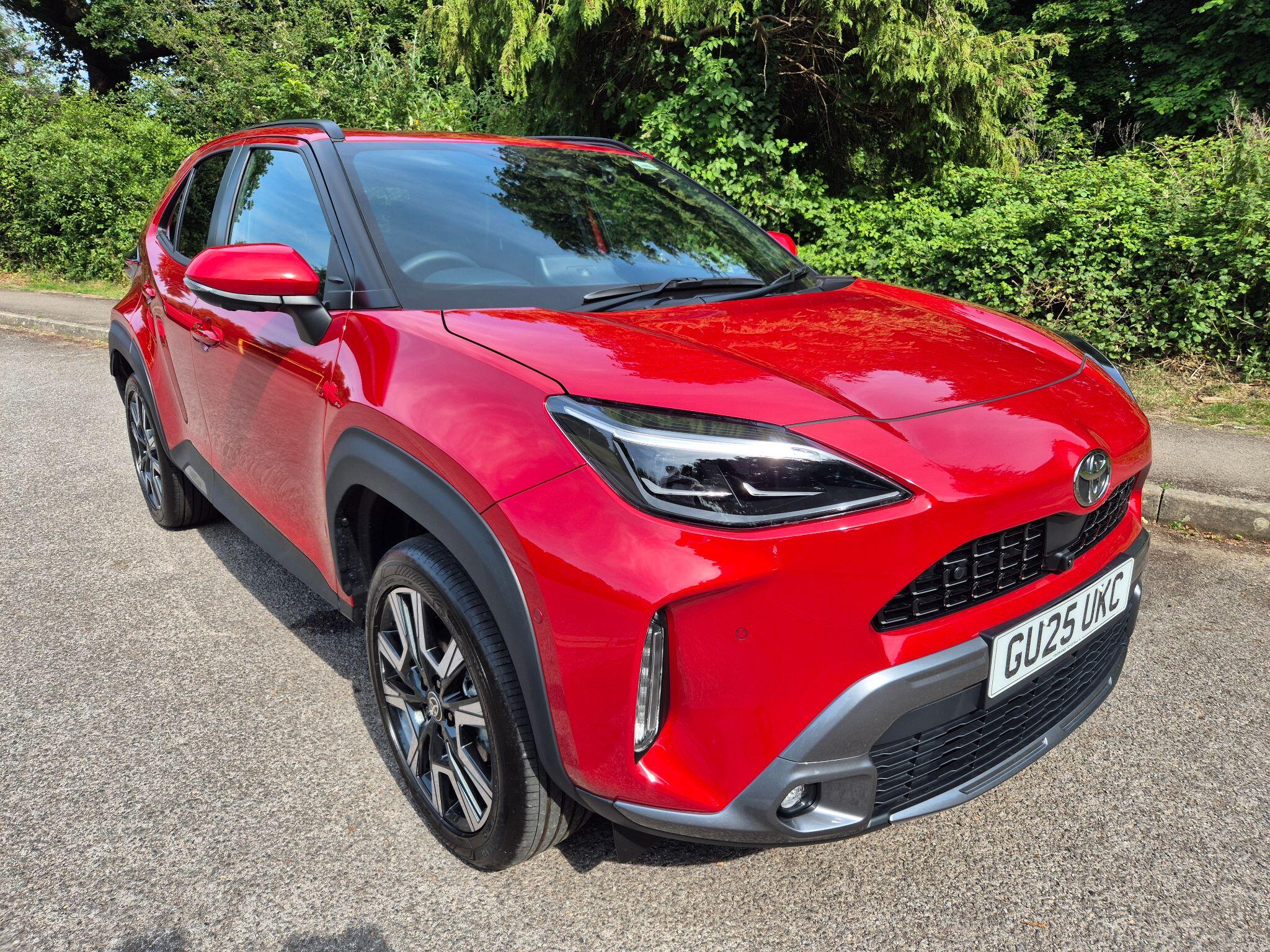 Main listing image - Toyota Yaris Cross