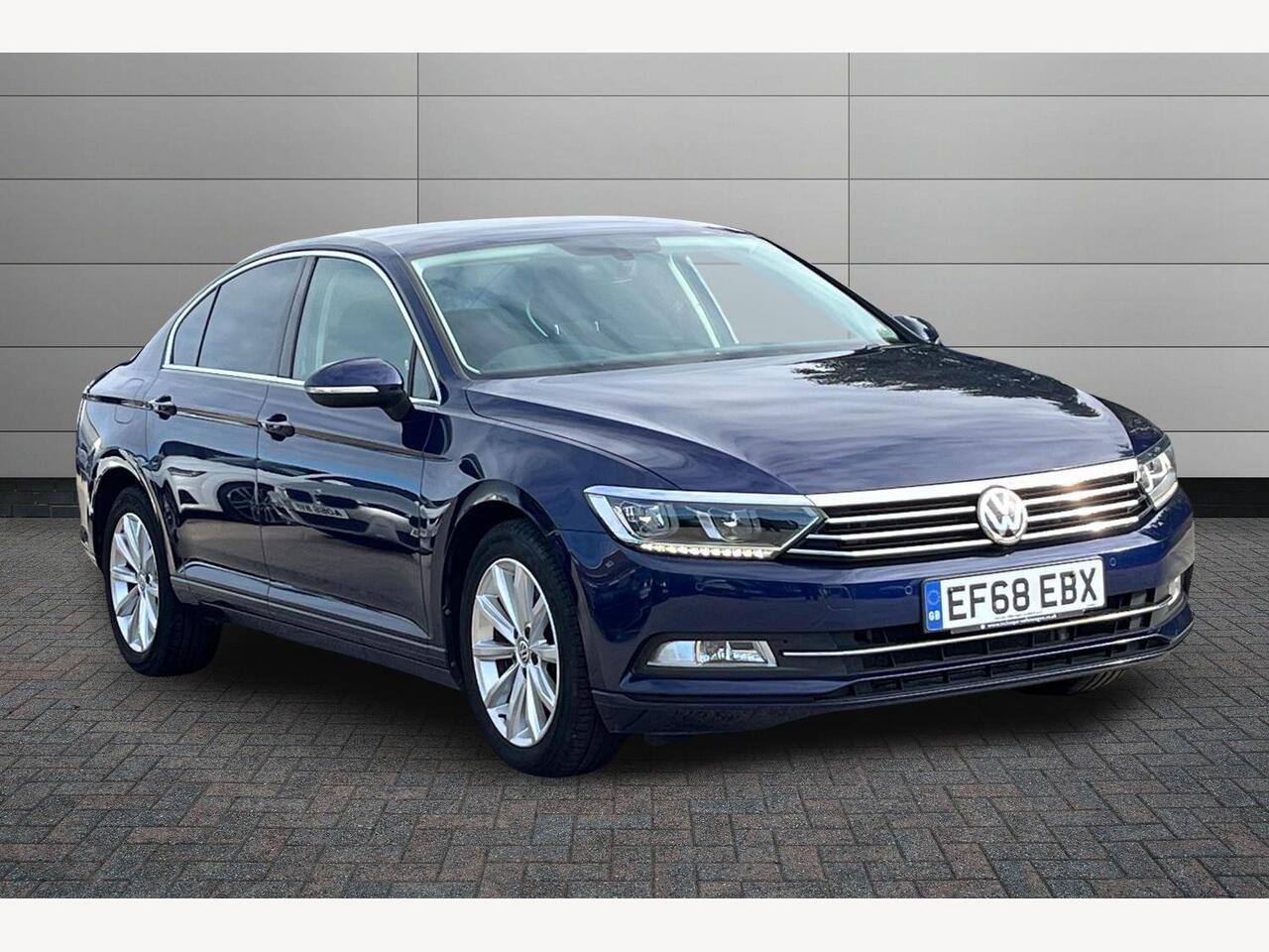 Main listing image - Volkswagen Passat