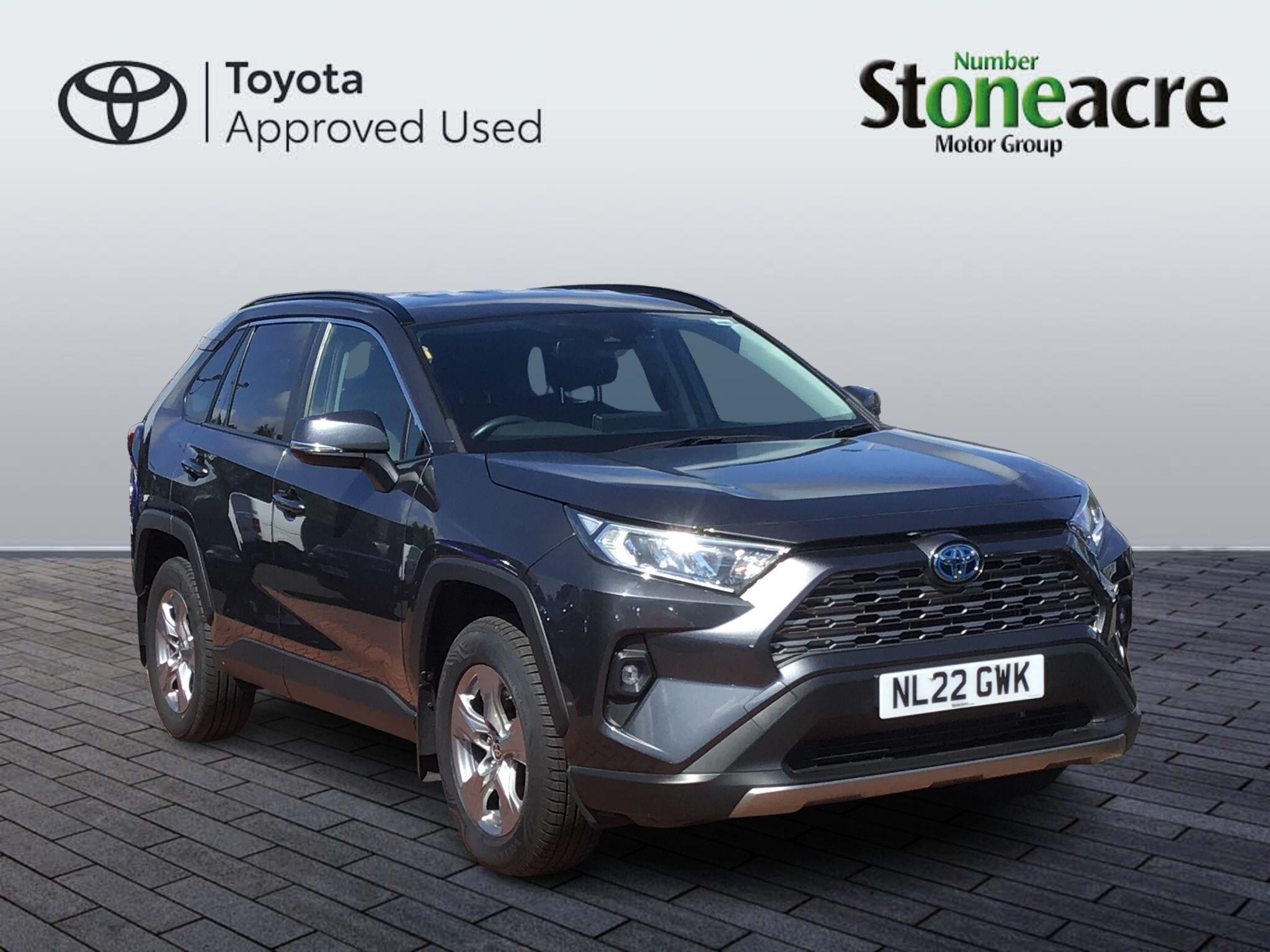 Main listing image - Toyota RAV4
