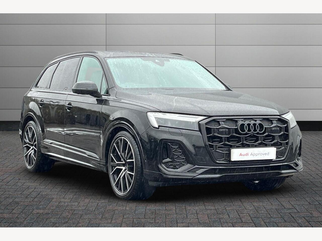 Main listing image - Audi Q7