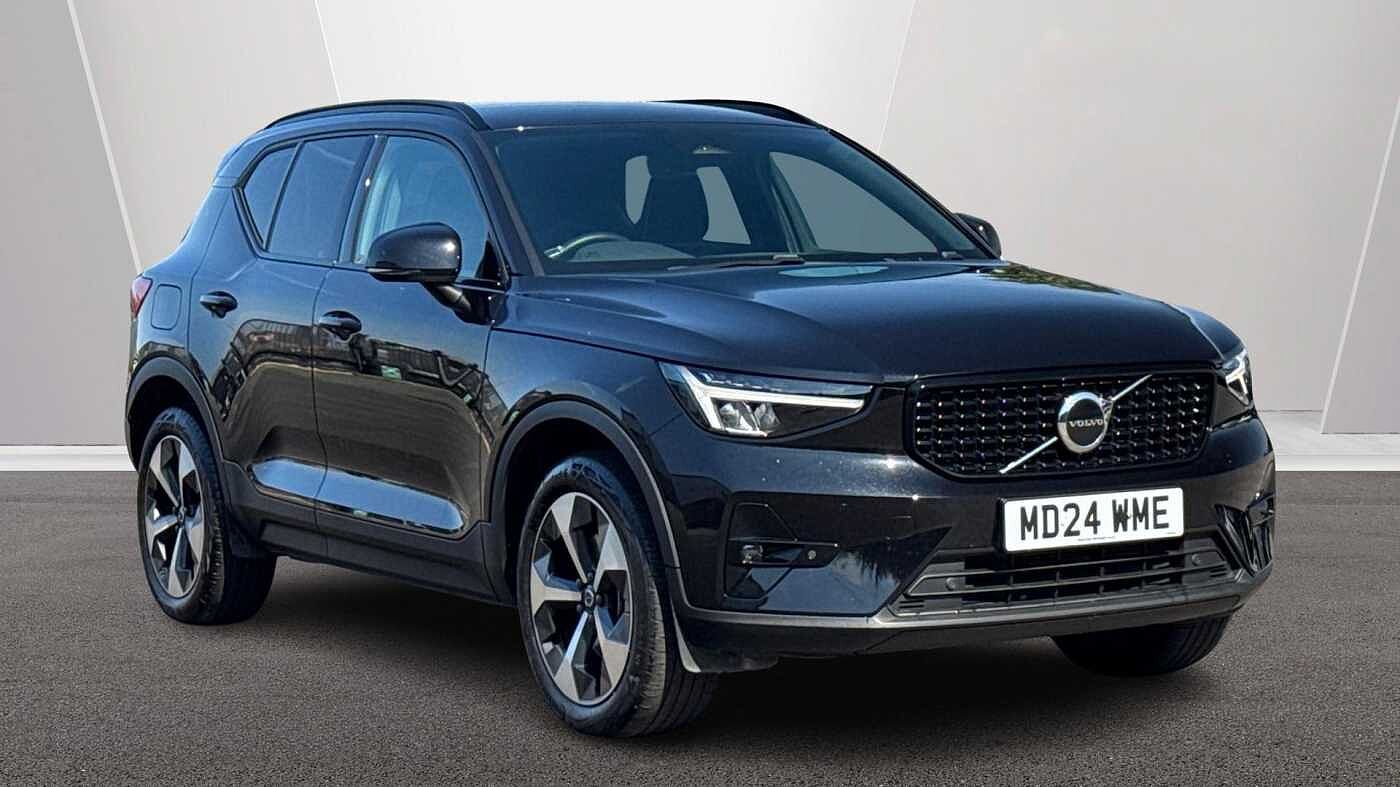 Main listing image - Volvo XC40