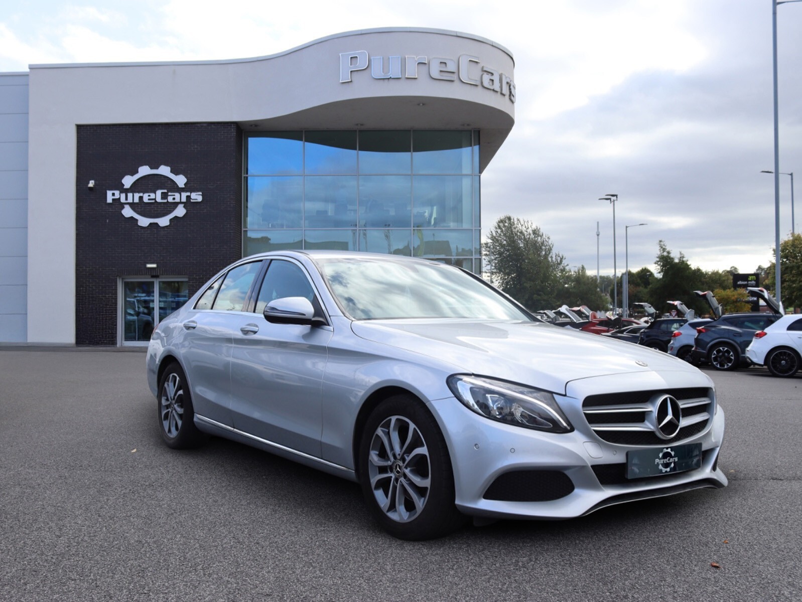 Main listing image - Mercedes-Benz C-Class
