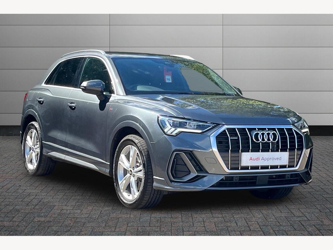 Main listing image - Audi Q3