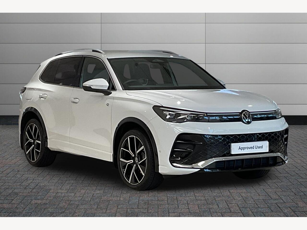 Main listing image - Volkswagen Tiguan
