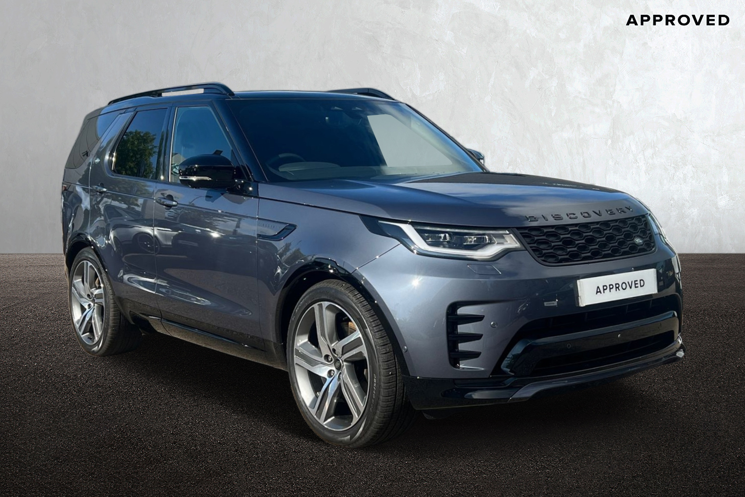 Main listing image - Land Rover Discovery