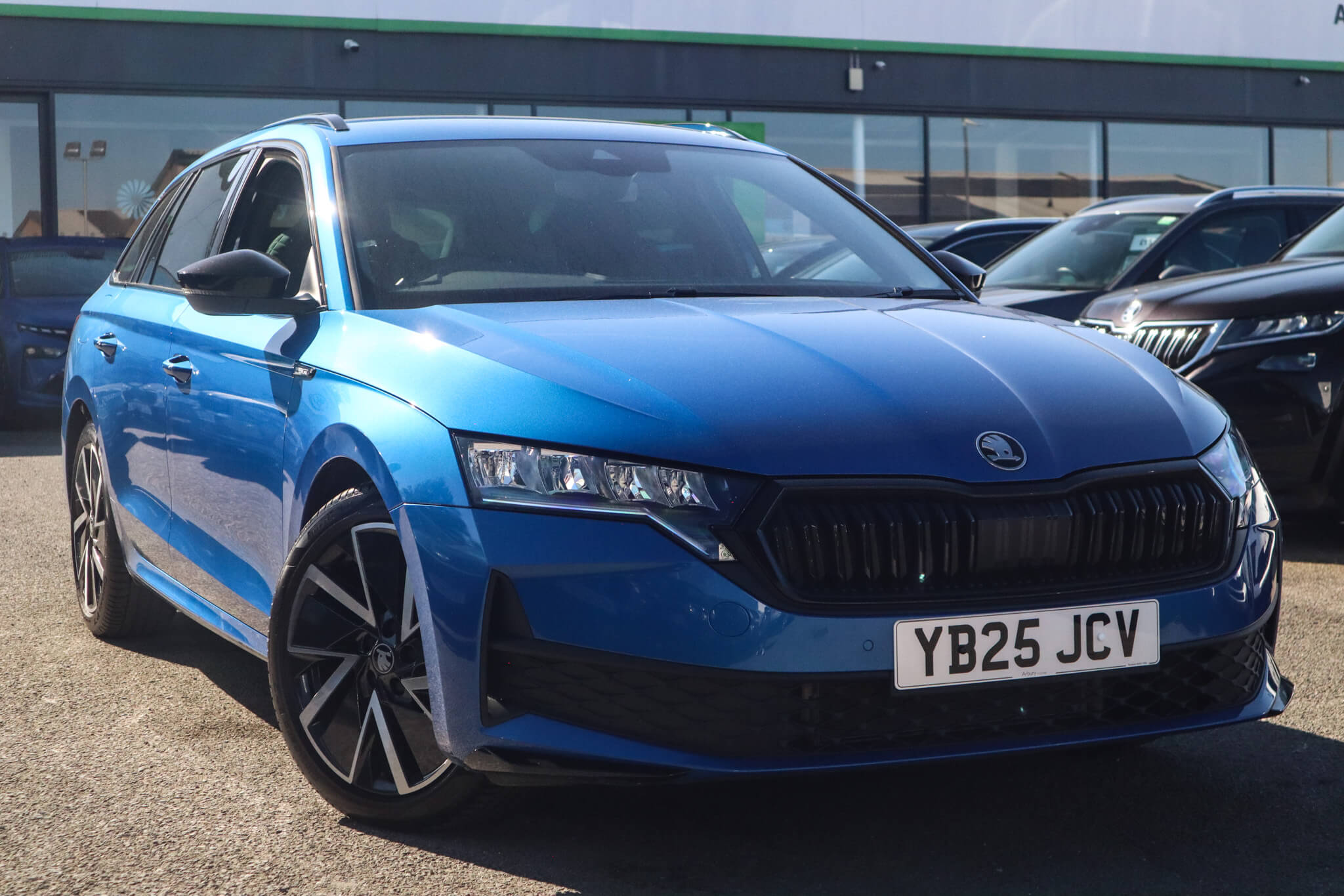 Main listing image - Skoda Octavia Estate