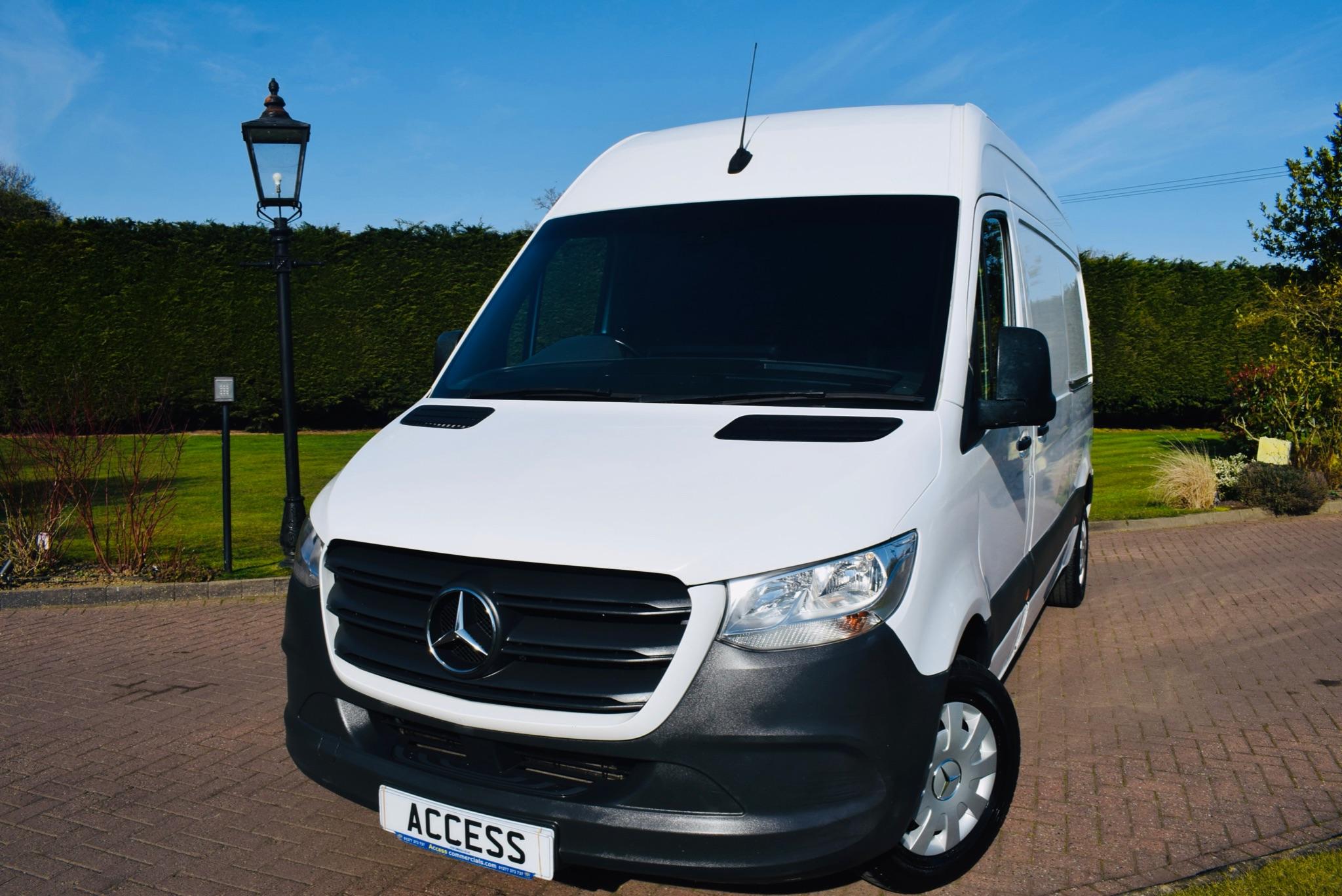 Main listing image - Mercedes-Benz Sprinter