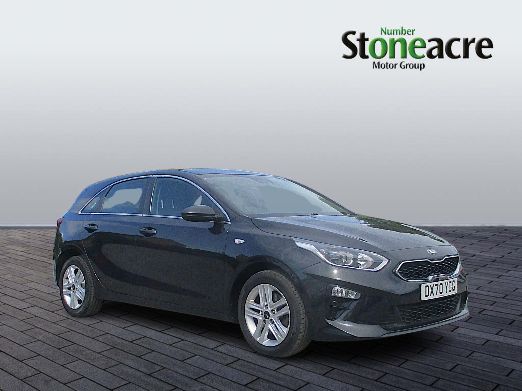 Main listing image - Kia Ceed
