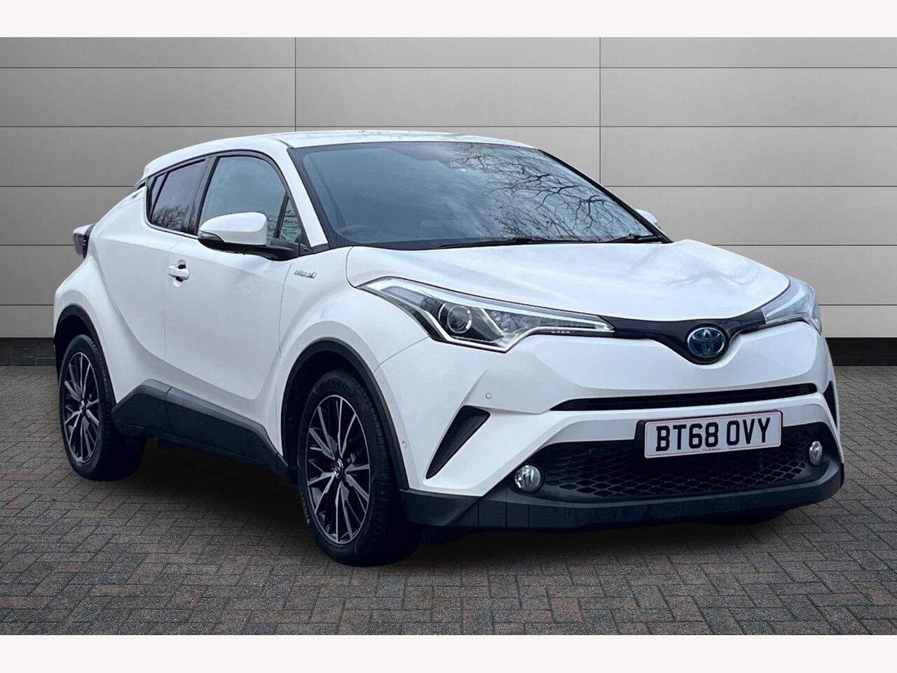 Main listing image - Toyota C-HR