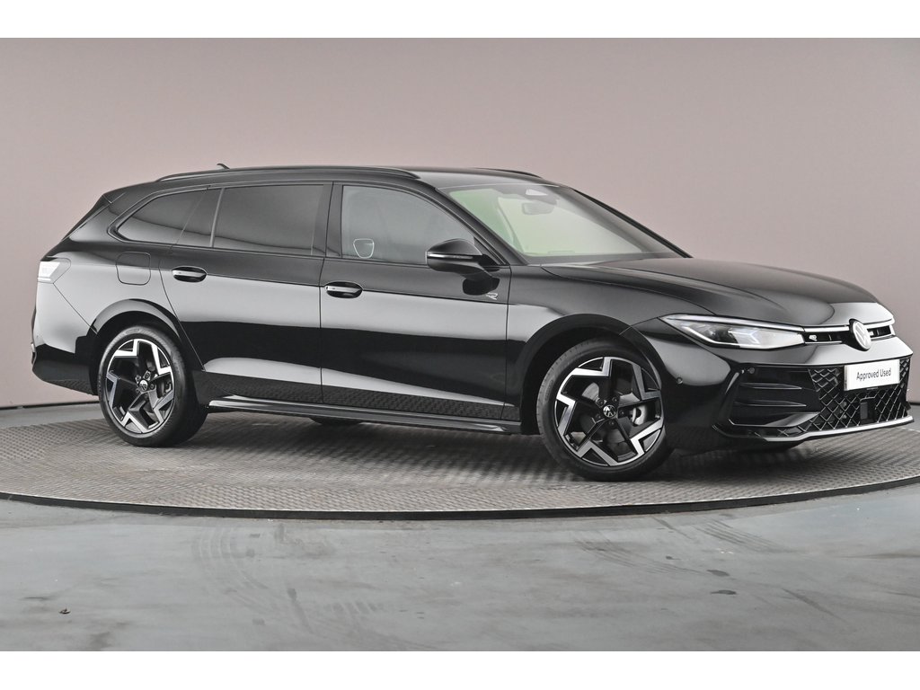 Main listing image - Volkswagen Passat