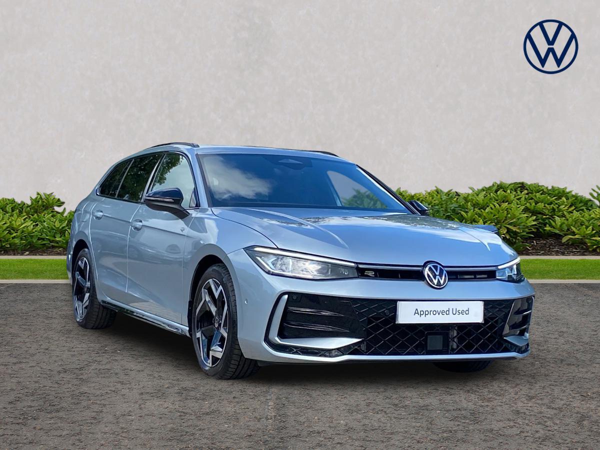 Main listing image - Volkswagen Passat