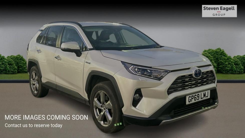 Main listing image - Toyota RAV4