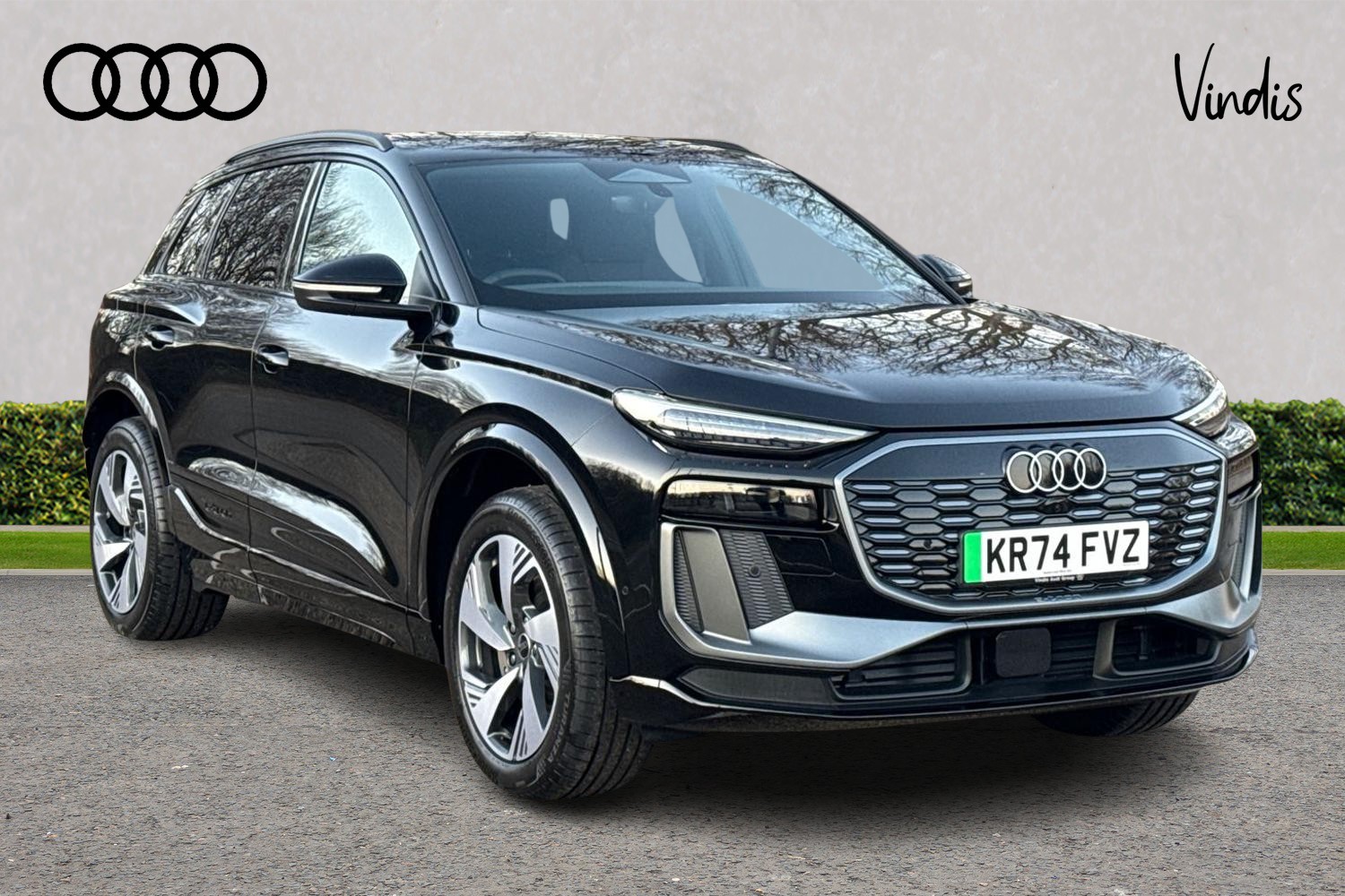 Main listing image - Audi Q6