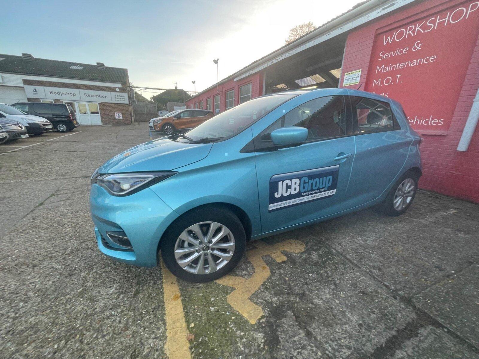 Main listing image - Renault Zoe