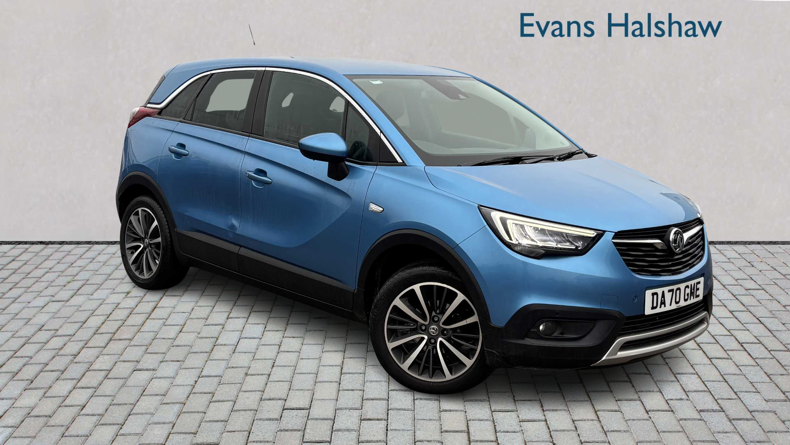 Main listing image - Vauxhall Crossland X
