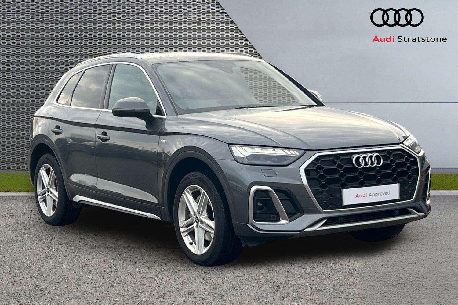 Main listing image - Audi Q5
