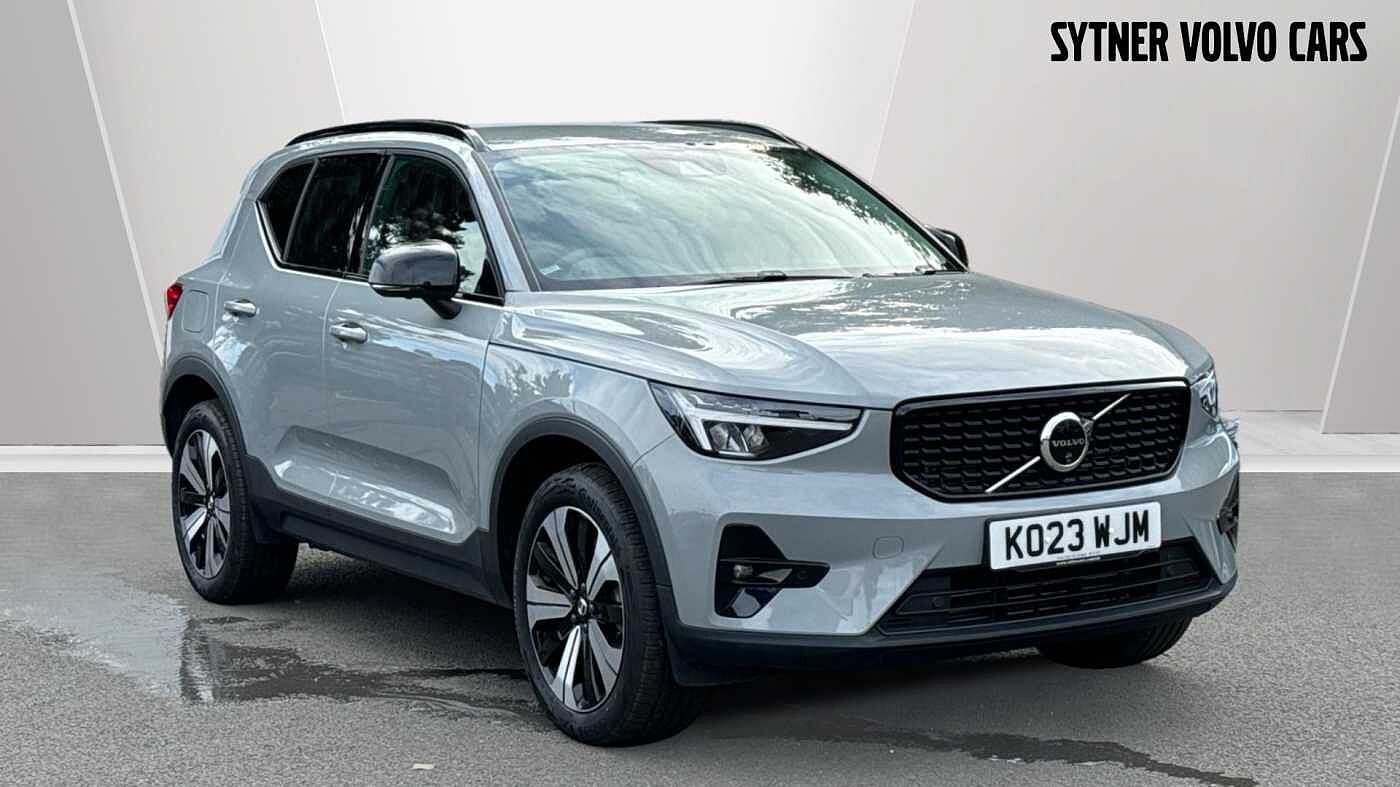 Main listing image - Volvo XC40 Recharge