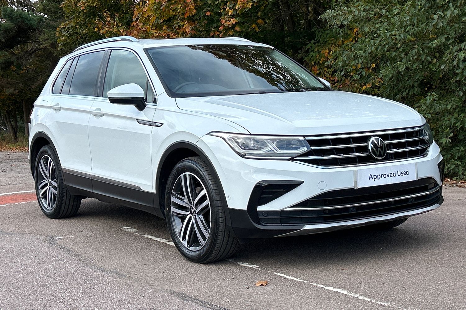 Main listing image - Volkswagen Tiguan